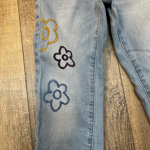 Girls Jumping beans Jeggings size 6x “fun icon embroidery” - Picture 3 of 7